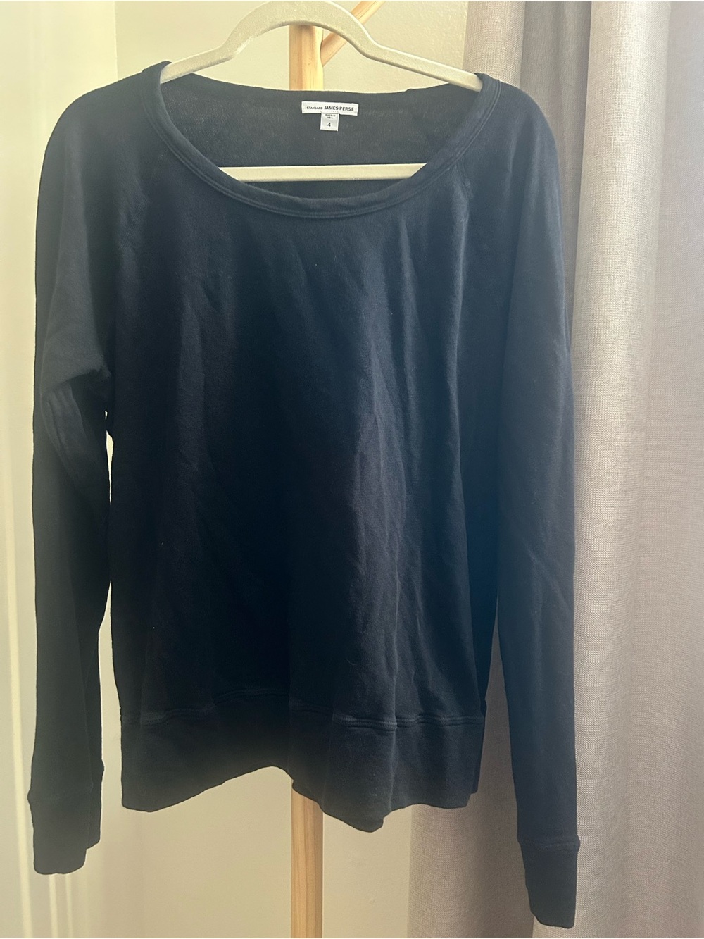 James Perse Women’s Black Long-Sleeve Crewneck Top Siz